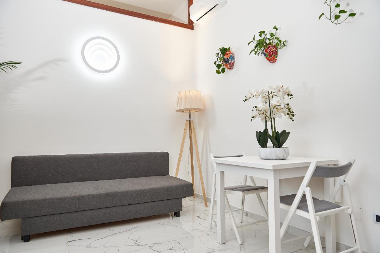 Via Matteotti Apartment Nel Centro Storico A Lecce Exteriör bild